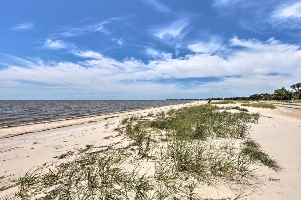 Coastal Waveland House Half Block To Pub Beach Exteriér fotografie
